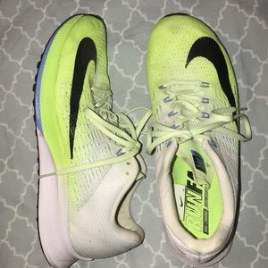 Nike running shoe. Women’s sz8